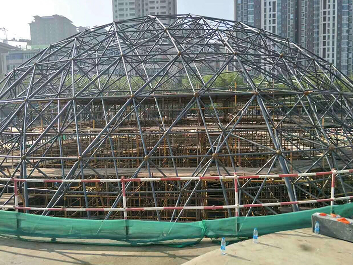 拉萨球形网架钢结构施工